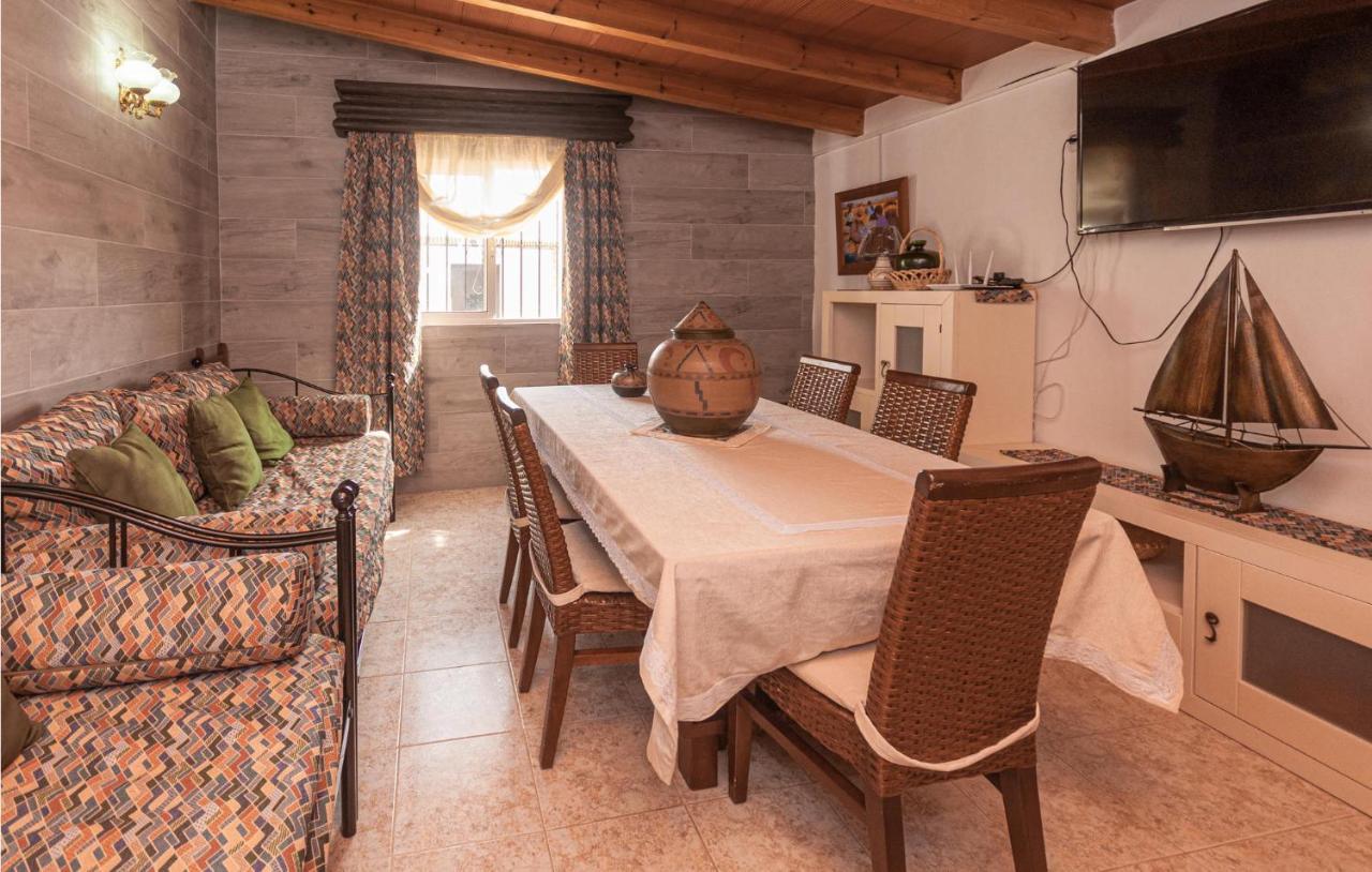 Awesome Home In Antequera With Wifi Extérieur photo